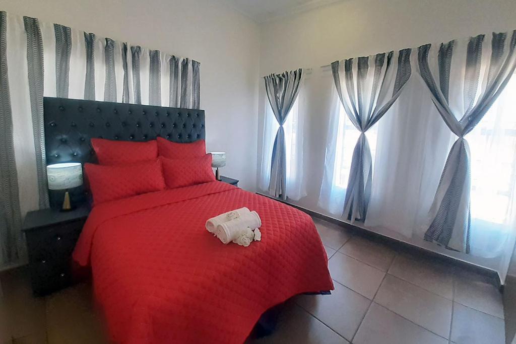 Queens Palace Pretoria-Noord Pokoj fotografie