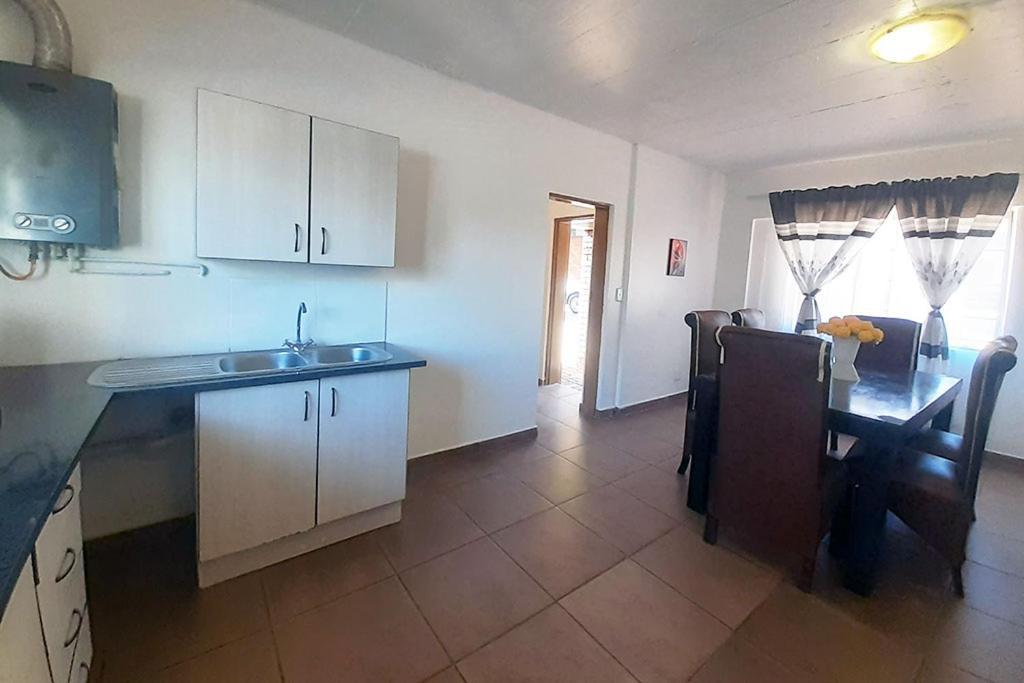 Queens Palace Pretoria-Noord Pokoj fotografie